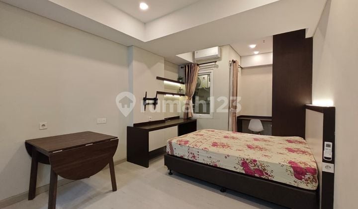 Jalan Kaki ke Metro TV - Dekat Jakarta Eyes Center, Disewa Studio Metro Park Residences Furnished Bagus, Fasilitas Kolam Renang, Gym, Atm Center, Shophouse, Minimarket.
