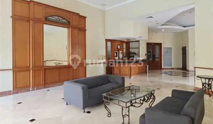 Best Deal! Jual 3Br Apartemen Slipi 118M² - Unfurnished Terawat, Lokasi Strategis Dekat Tol & Cbd Gatot Subroto - S. Parman Jakarta Barat