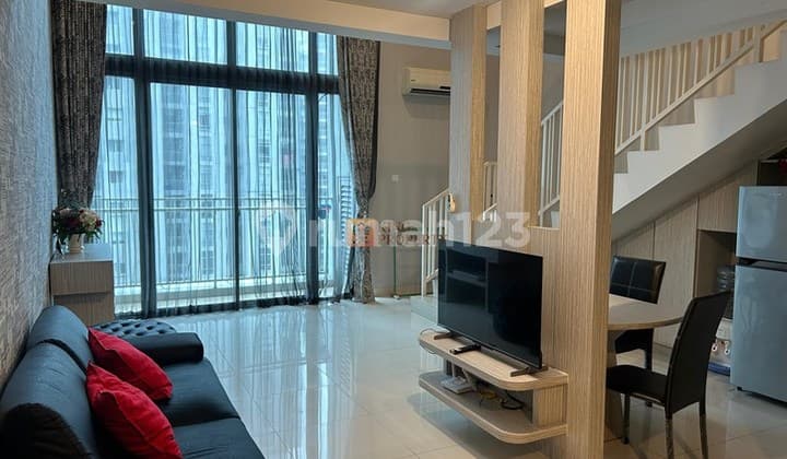 terkoneksi ke Neo Soho Mall Central Park SOHO Podomoro City Residence Type Avenue 2 Lantai Furnish Interior Bagus