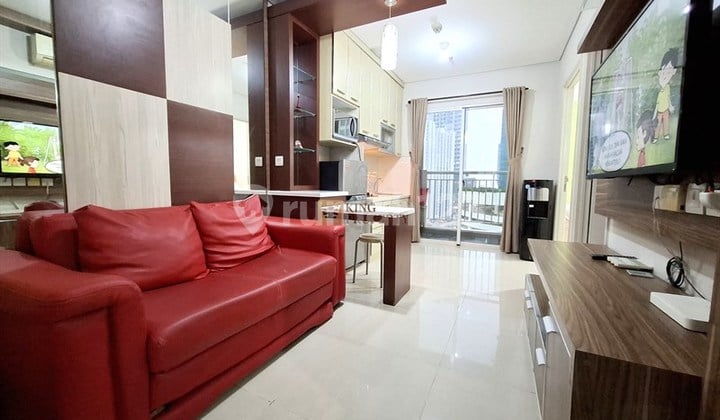 Furnish Lengkap Siap Huni, Disewakan 2BR Madison Park Sebelah Sogo Mall Central Park, Fasilitas Kolam Renang, Gym, Billiard, Sky Garden, Ev Charger Station.