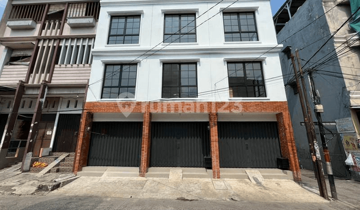 Disewakan Ruko Pademangan 4 Lantai Unfurnished Rapi Strategis Dekat Mangga Dua Square & Ancol, Pasar Pademangan Barat, Rsud Pademangan,Sekolah Santo Leo 2, Jakarta Utara