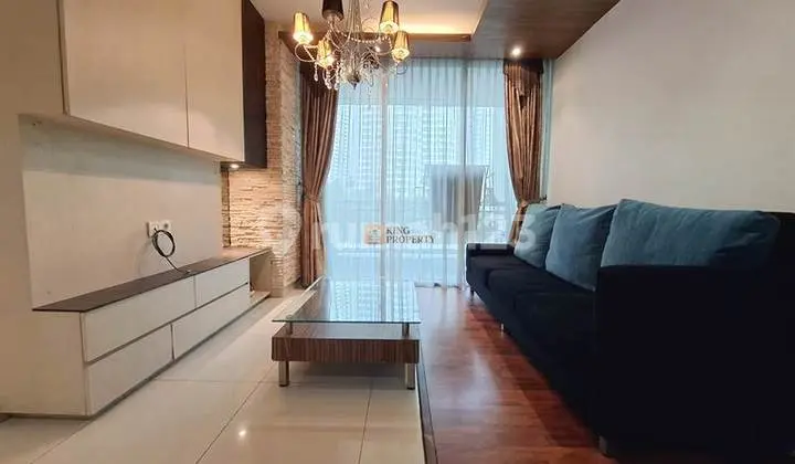 Directly Connected to CP & Apl Tower, Near Taman Anggrek Mall, Rent 2BR Condominium Central Park Residence Beautiful Furnished Interior, Facilities Include Swimming Pool, Gym & Laundry.