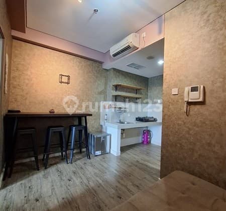 Dekat Akses Tol Jual 1 Kamar Furnished Bagus di Apartemen Puri Orchard Fasilitas Kolam Renang, Gym, Sky Garden Dekat ke Mall Puri Indah, Cengkareng, Stasiun Rawa Buaya, Bandara Soekarno-Hatta