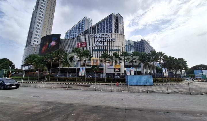 Strategis Jual 3 Kamar Furnished di Green Sedayu Apartment Akses Langsung ke Mall Green Sedayu, Bandara Soekarno-Hatta, Stasiun Rawa Buaya Fasilitas Kolam Renang, Gym, Jogging Track