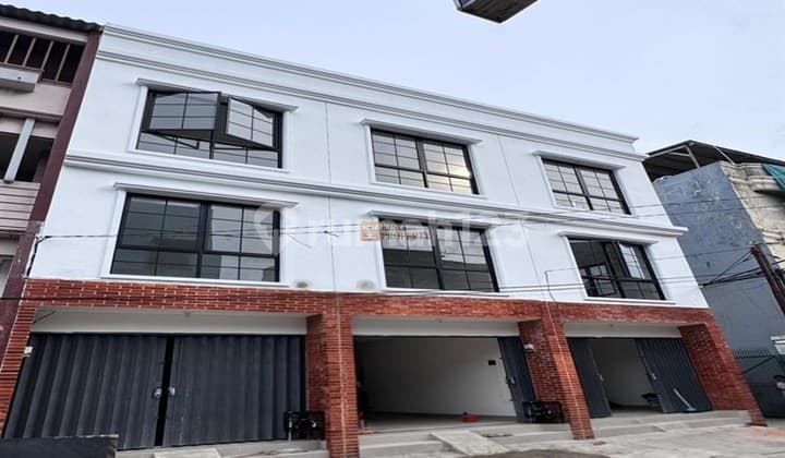 Disewakan Ruko Bangunan Baru 4 Lantai+Rooftop Area Strategis Dekat Wtc, Itc Mangga Dua Square Minimal Sewa 2 Tahun