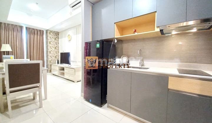 Hanya Jalan Kaki ke Mall Ta & Hublife, Disewakan Apartemen Taman Anggrek Resideces 2Br Furnished Interior Modern Siap Huni Area di Tanjung Duren Jakarta Barat
