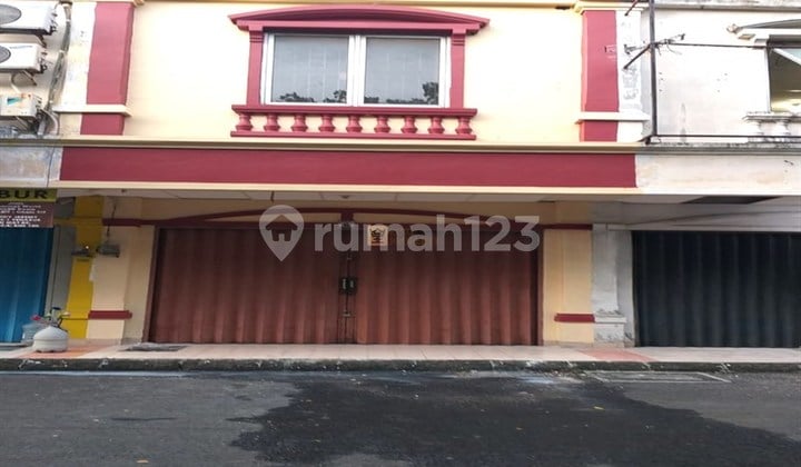 Disewakan Ruko Taman Surya Boulevard 2 Lantai Unfurnish Siap Huni Luas 4X16 Minimal Sewa 2 Tahun Area Strategis Dekat Mall Daan Mogot Jakarta Barat