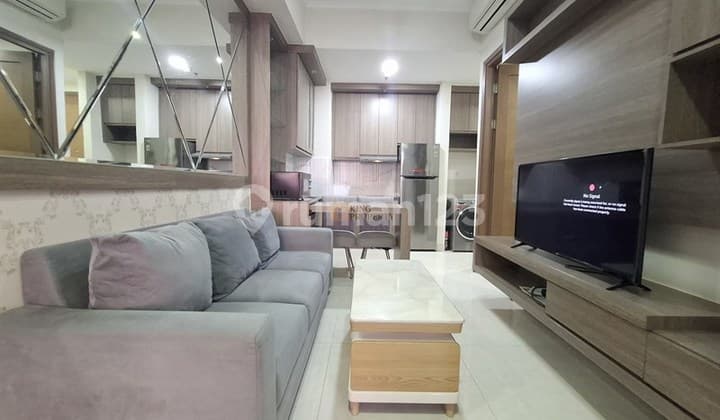 Terhubung Langsung dengan Mall Ta & Hublife, Disewakan Condominium Taman Anggrek Residences 1Br+ Luas 50M2 Siap Huni Lokasi Strategis Dekat Tol Tomang di Tanjung Duren