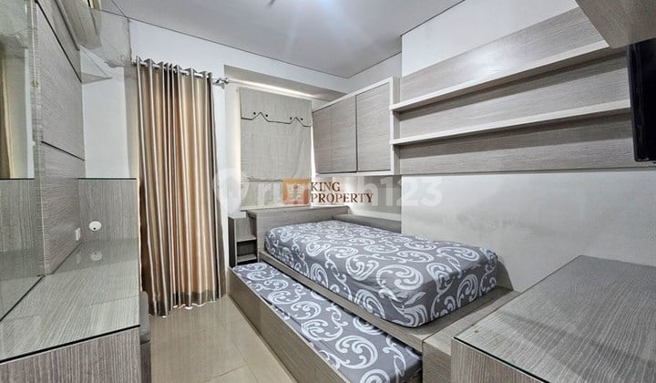 Hanya Jalan Kaki ke Universitas Ternama & Mall Central Park, Disewakan Apartemen Madison Park Studio Minimalis Furnished Lengkap Siap Huni di Tanjung Duren Jakarta Barat