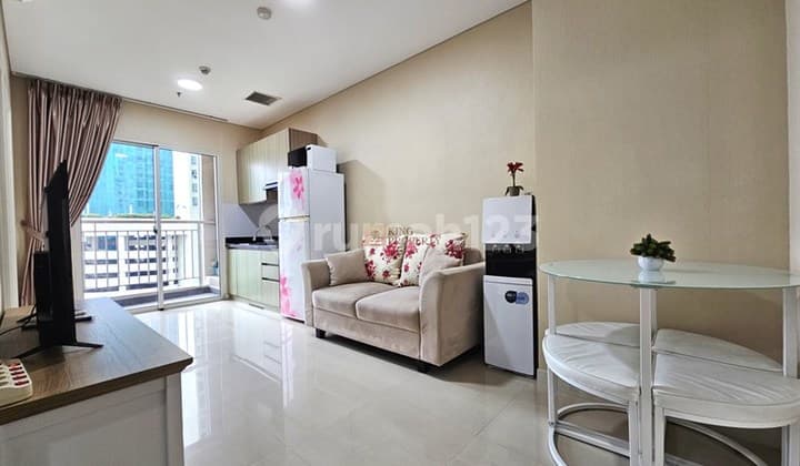 Just 5 Minutes to CP Mall, For Rent: Madison Park Apartment, 2BR Furnished, Modern, Cozy, Ready to Move In, Strategic Access, Near Mall and University in West Jakarta