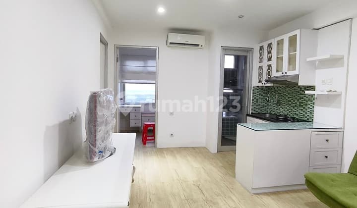 Wider Hook Unit! Green Bay Pluit 2Br Fully Furnished - Near Baywalk, Atma Jaya Hospital & Airport