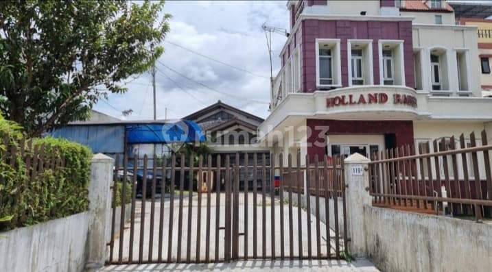 Rumah Dijual Setiabudi Bandung Dekat Pvj dan Lembang SHM Daerah Bisnis