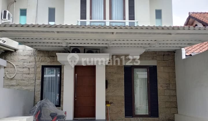 Rumah 2 Lantai Minimalis Siap Huni