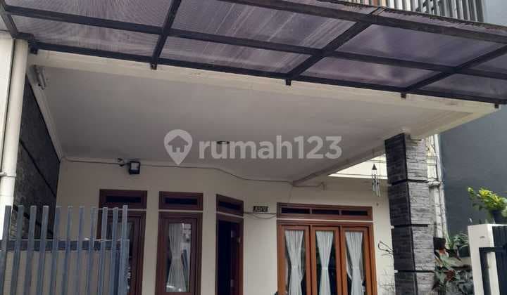 For Sale 2-Story House in Margahayu Metro Bandung
