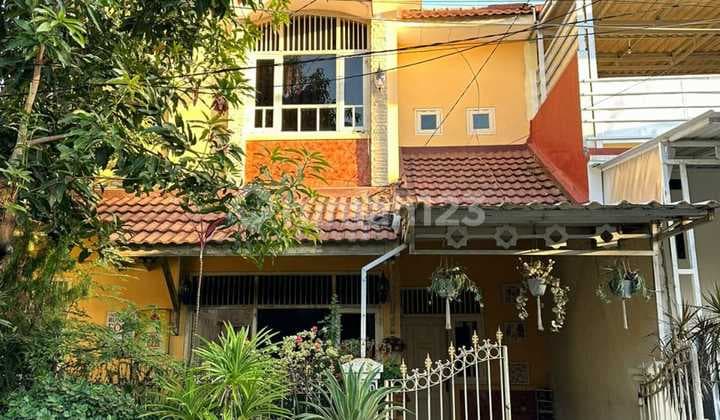 Rumah 2 Lantai Rungkut Mapan Minimalis Dekat dengan Merr