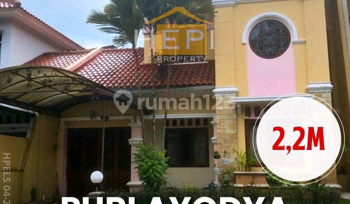 Nice Fully Furnished House in Banyumanik Nice Fully Furnished House in Banyumanik