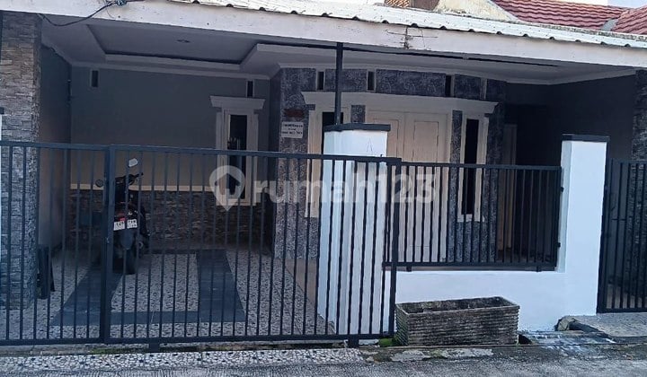 Ready to Occupy, House, 2 Floors, Near KRL Access in Tytyan Kencana