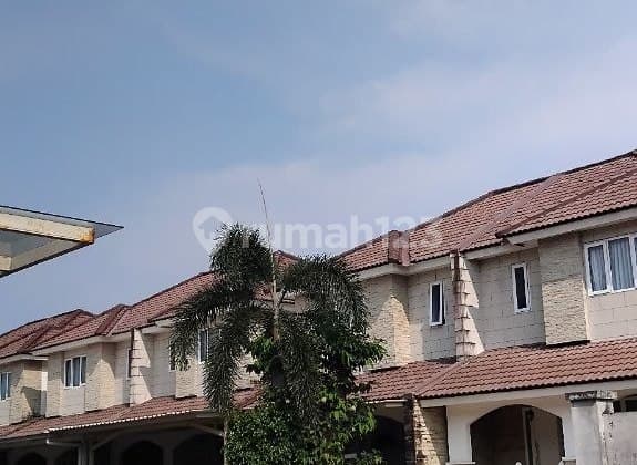 Siap Huni, Rumah, 2 Lantai, SHM, di Galaxy