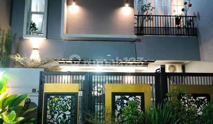 Dijual Rumah Cantik Semi Furnished SHM Jati Rahayu, Bekasi