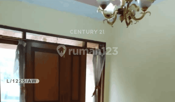 Rumah 2 Lantai Siap Huni Strategis di Batu Mulia Permai Bandung