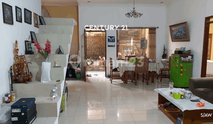 RUMAH SIAP HUNI NYAMAN LOKASI STRATEGIS DI CIBIRU BANDUNG TIMUR