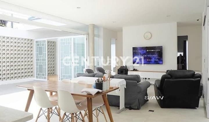 Rumah Bagus Lux Minimalis Murah Full Furnish di Buah Batu Bandung