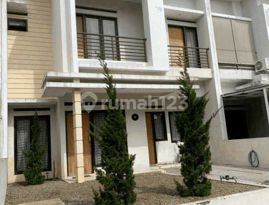 COMFORTABLE, STRATEGIC HOUSE WITH A BEAUTIFUL VIEW, READY TO OCCUPY IN PASIR IMPUN