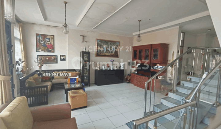 Rumah 3 Lantai Siap Huni dan Strategis di Cicendo Kota Bandung