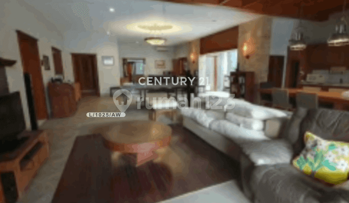 Rumah Mewah Nyaman Asri Siap Huni di Jl.dr.sutomo Tegal