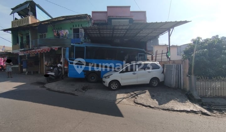 House and Boarding in Cicukang Raya Suitable for Investment