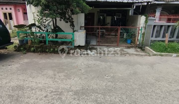 Rumah di Jalan Utama Cocok untuk Usaha Maupun Rumah Tinggal