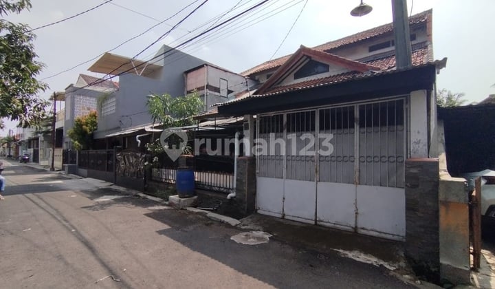 Rumah Siap Huni di Margahayu Permai Dekat Jalan Utama