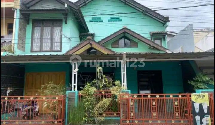 Dekat Akses Tol, Rumah, 2 Lantai, SHM, Dekat Pusat Perbelanjaan, Siap Huni