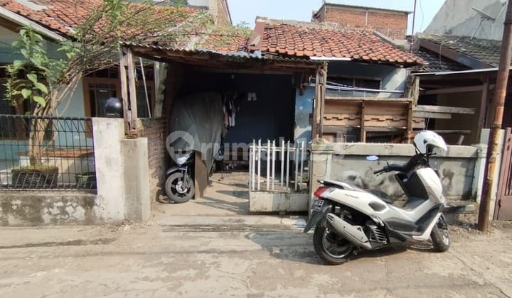 Rumah Termurah di Taman Cibaduyut Indah Hitung Tanah,Cocok untuk Investasi,Lingkungan Aman dan Bebas Banjir