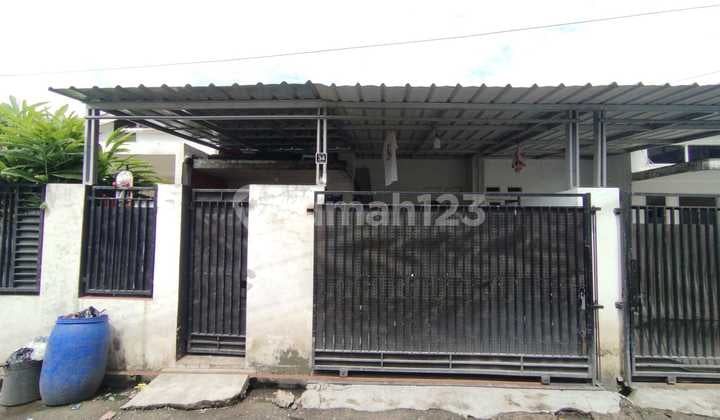 Rumah Siap Huni di Sayap Tki Jalan Utama Komplek,Lingkungan Aman dan Nyaman,Bebas Banjir,Cocok untuk Pasangan Muda Maupun Segala Usia Karna Hunian Ini Memiliki Lingkungan yang Sangat Kekeluargaanan