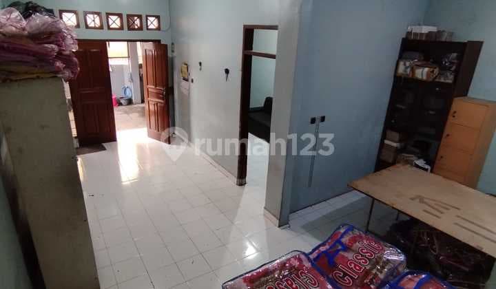 Rumah Hook 2 Lantai Siap Huni di Taman Cibaduyut