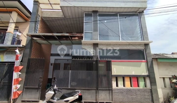 Rumah Siap Huni di Nata Endah Bebas Banjir 3 Menit ke Pintu Tol