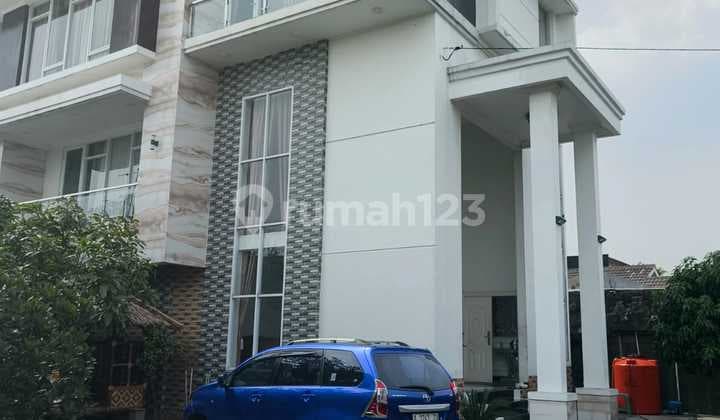 Harga Terjun Bebas! Rumah Modern Mandiri Siap Huni untuk Investasi