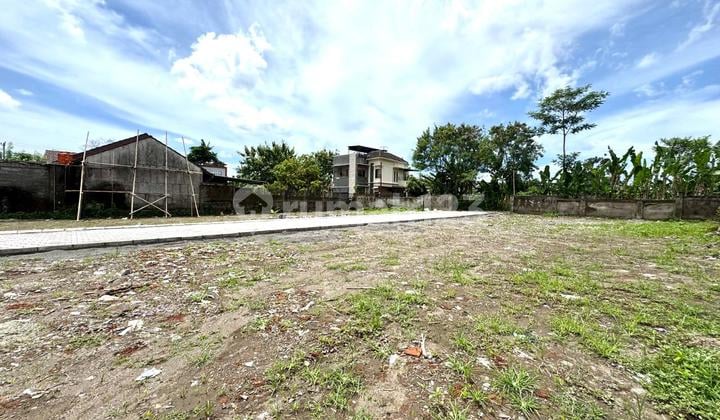 In front of Tengkleng Gajah Restaurant, Jakal Km 9. Land for Sale Cheap