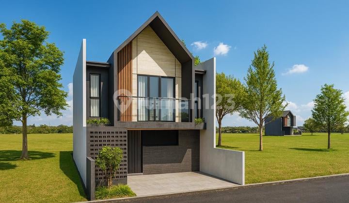 Two-Story House in a Strategic Location Near UGM and UII Campuses.