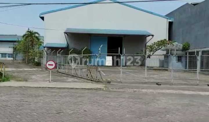 Gudang Di Trosobo Taman Sidoarjo Sertifikat Hgb Akses Container