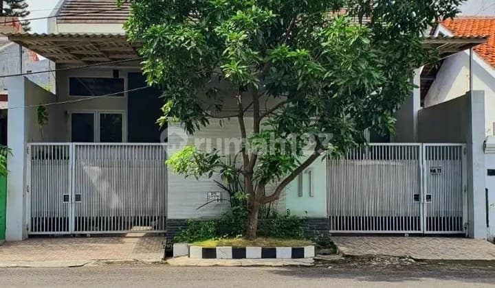 Rumah Asri di Rungkut Asri Timur, Bebas Banjir!
