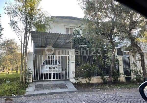 Rumah Lokasi Ciamik Dekat Citraland, Graha Natura Surabaya Barat