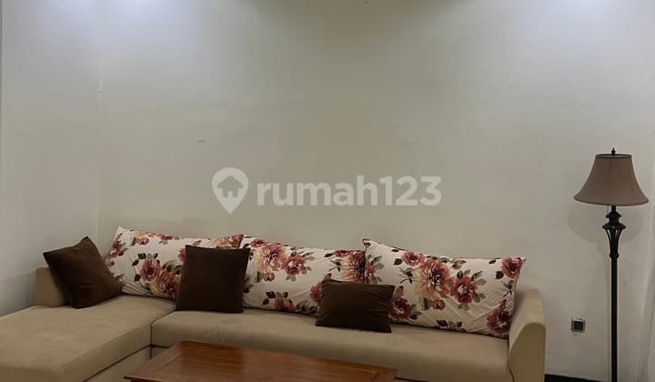 Rumah Kirana Jalan Lebar Siap Huni 4 Kamar Tidur Rapi