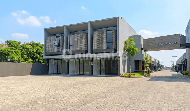 Jual Ruko Baru 2 Lantai Strategis Pinggir Jalan Central Park Merr
