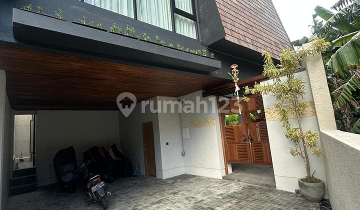 Villa Pantai Batu Bolong Canggu Bali 4 Bedrooms