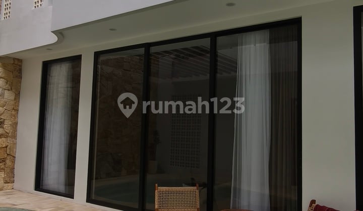 New Villa Umalas Kerobokan Dekat Petitenget Seminyak