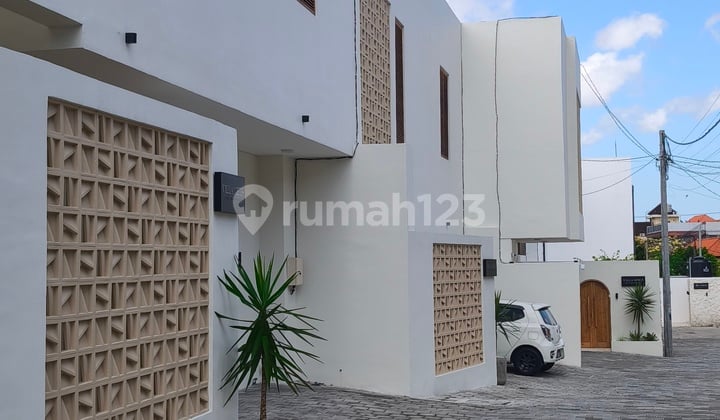 2 Bedroom Villa Canggu Bali Lokasi Strategis