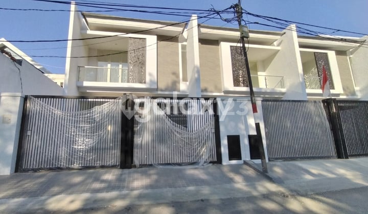 NEW FRESH SUNNY BEACH HOUSE NEW FRESH SUNNY BEACH HOUSE