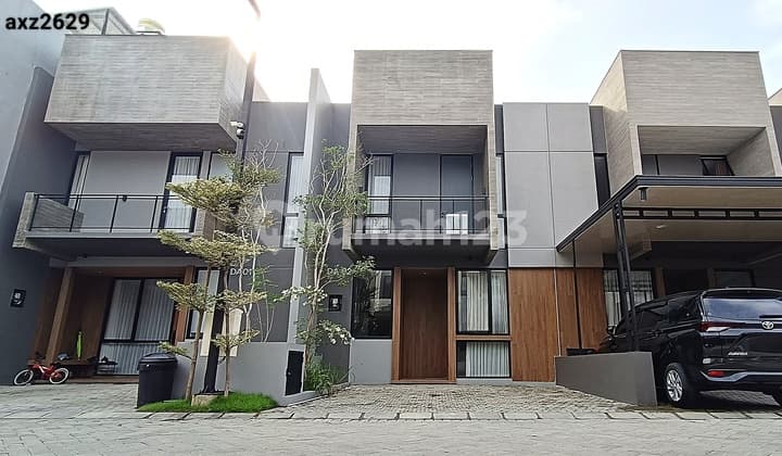 Sewa Rumah Baru Furnis Bagus Central Park Merr